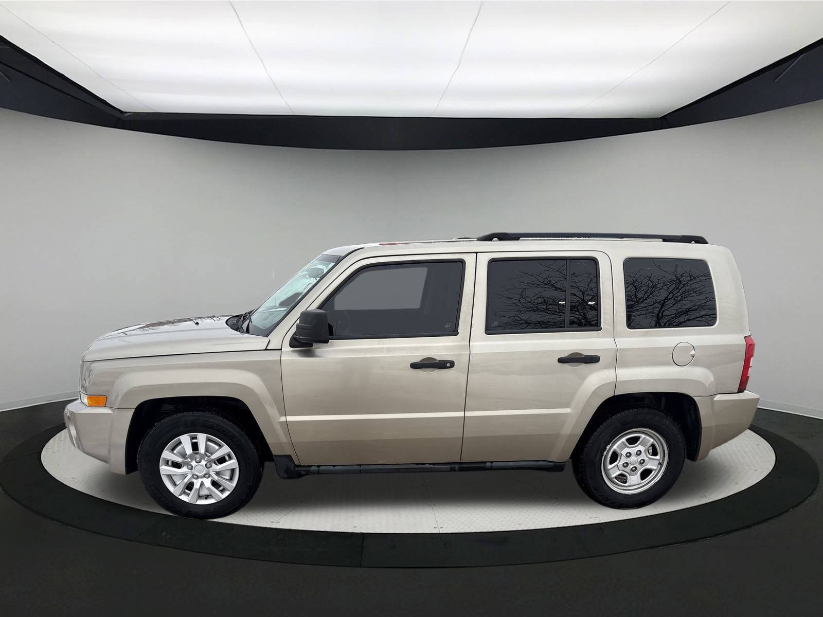 Used 2009 Jeep Patriot Sport image 4