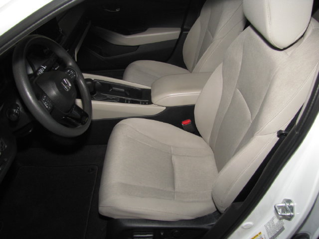 Used 2024 Honda Accord EX image 38