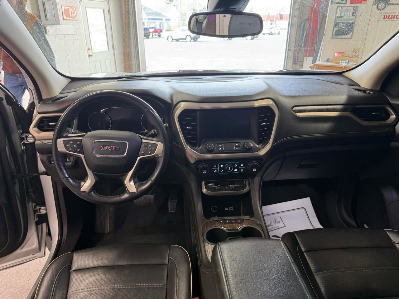 Used 2020 GMC Acadia Denali image 13