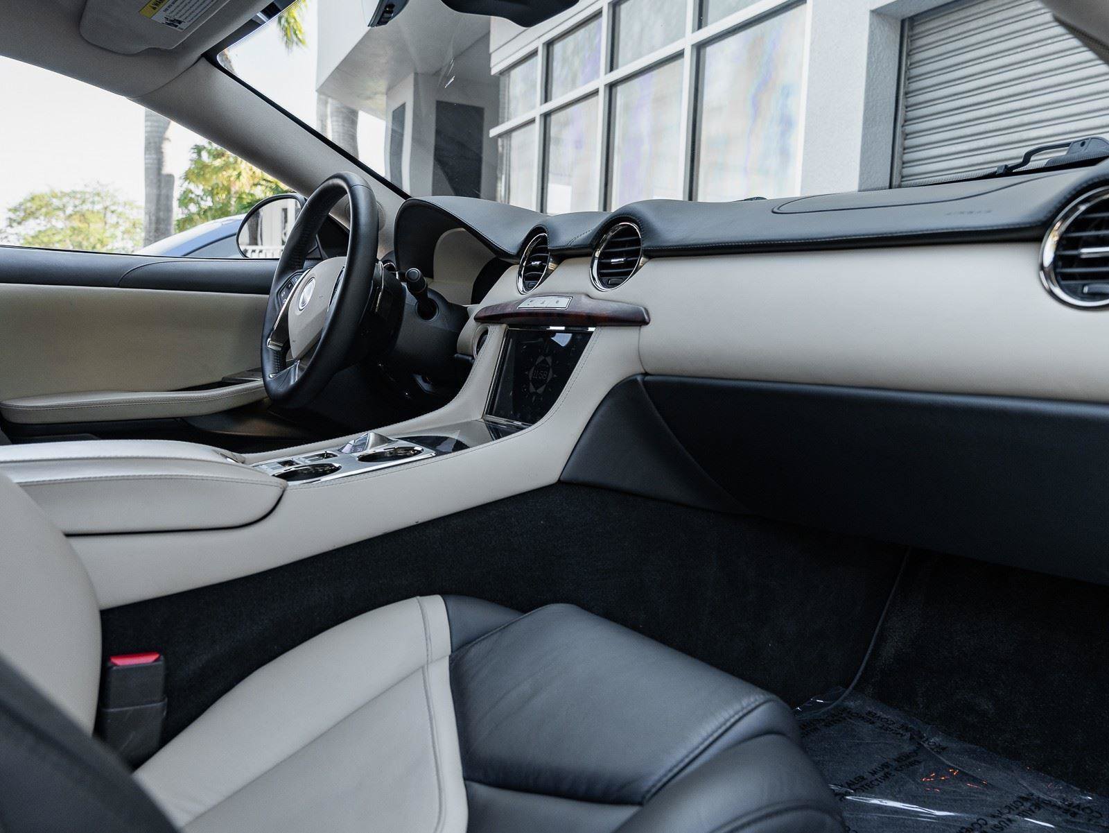 Used 2018 Karma Revero Luxury RWD image 2
