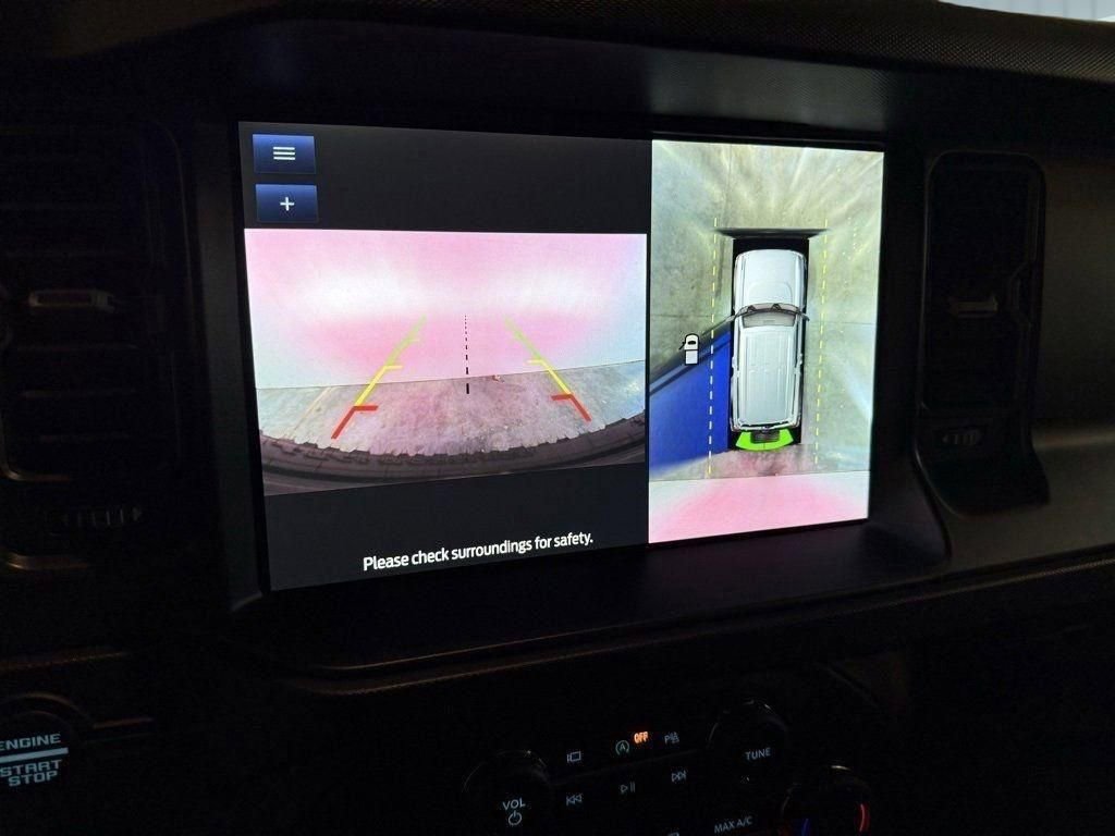 Used 2021 Ford Bronco First Edition image 3