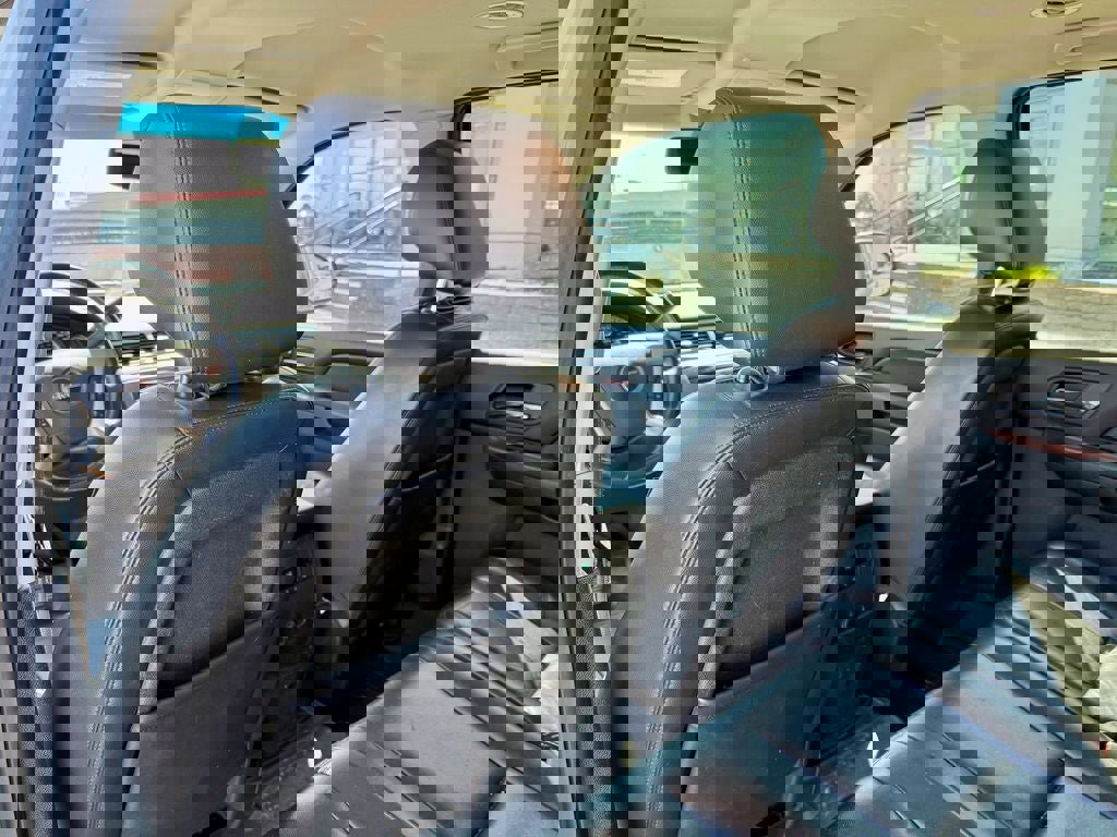 Used 2013 GMC Yukon XL SLT AWD/4WD image 13