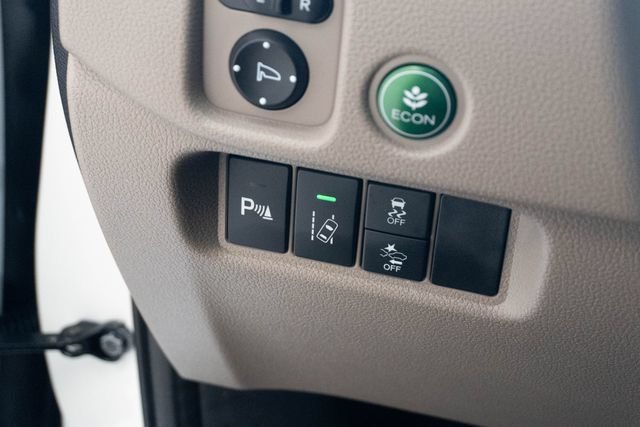 Used 2018 Honda Pilot Elite image 24