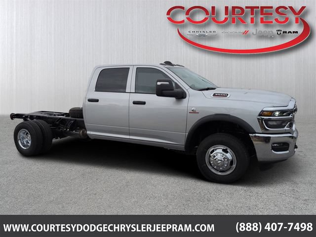 New 2026 RAM 3500 Tradesman AWD/4WD image 1