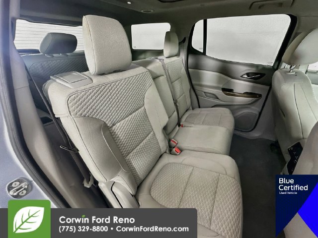 Used 2017 GMC Acadia SLE AWD/4WD image 32