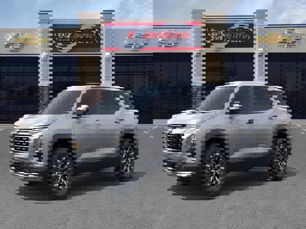 New 2026 Chevrolet Equinox LT image 2