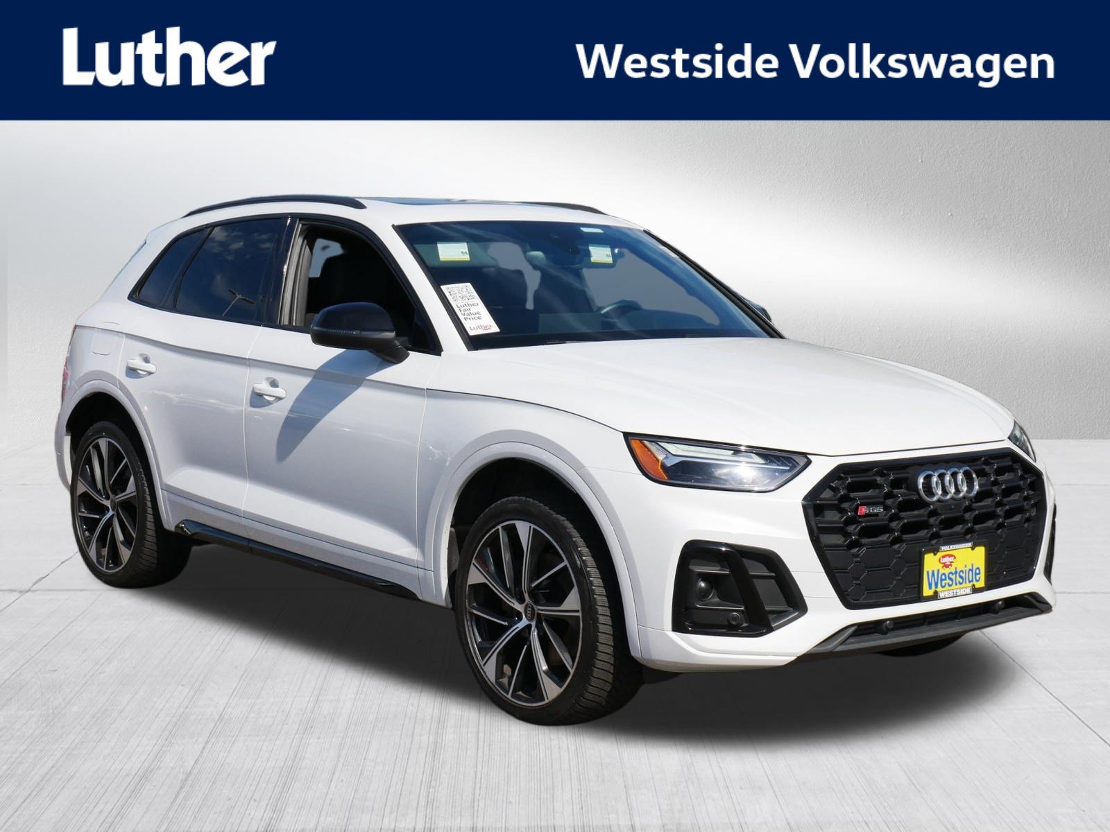 Used 2023 Audi SQ5 Premium Plus w/ Premium Plus Package AWD/4WD image 1