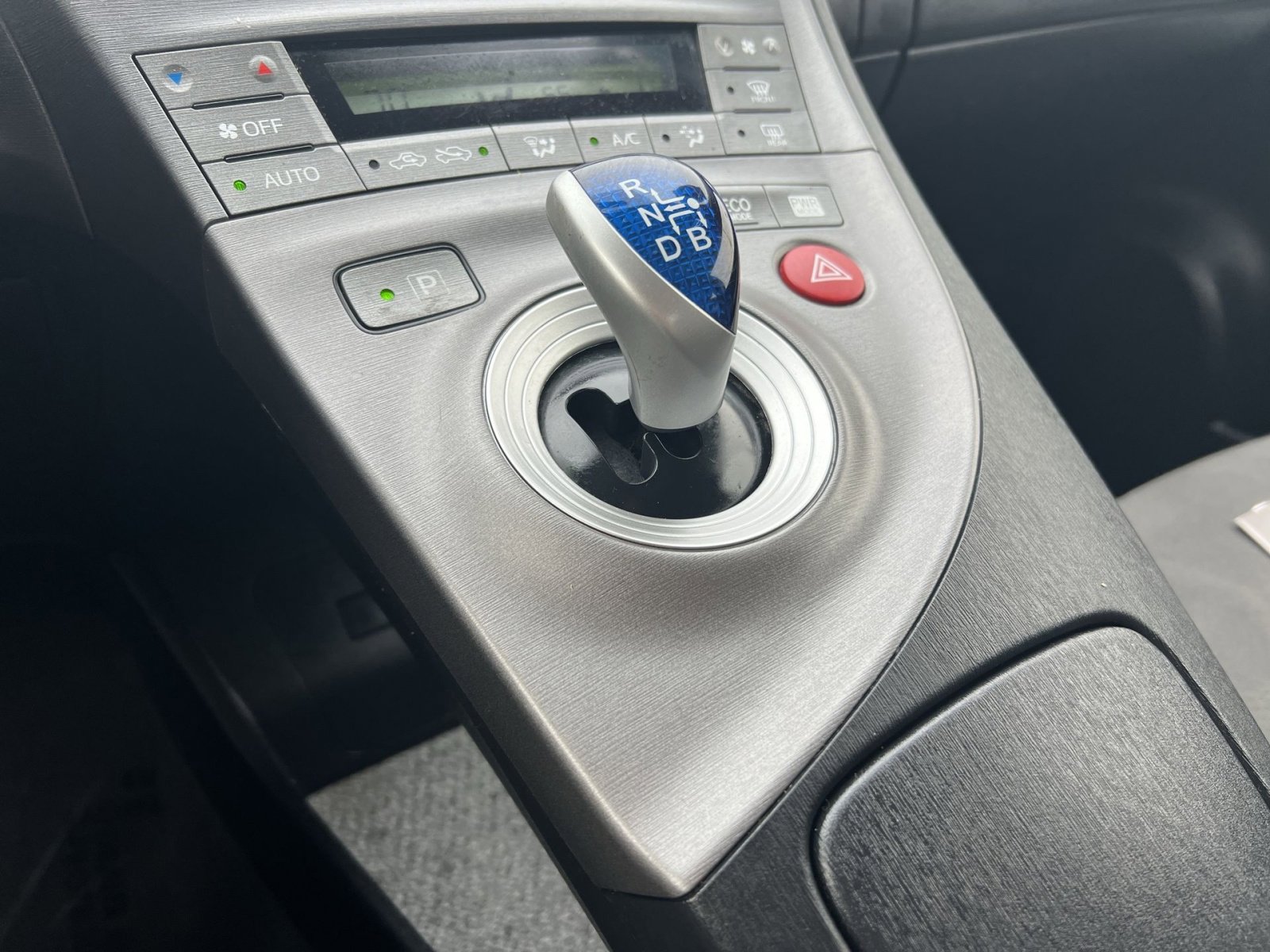 Used 2012 Toyota Prius Three image 21