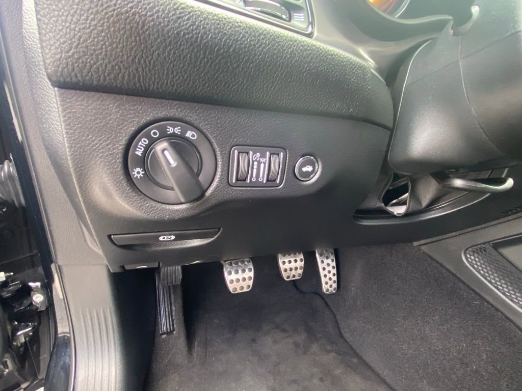 Used 2021 Dodge Challenger R/T Scat Pack image 12