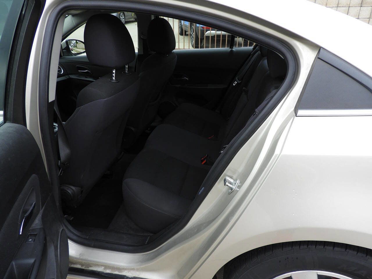 Used 2013 Chevrolet Cruze LT FWD image 20