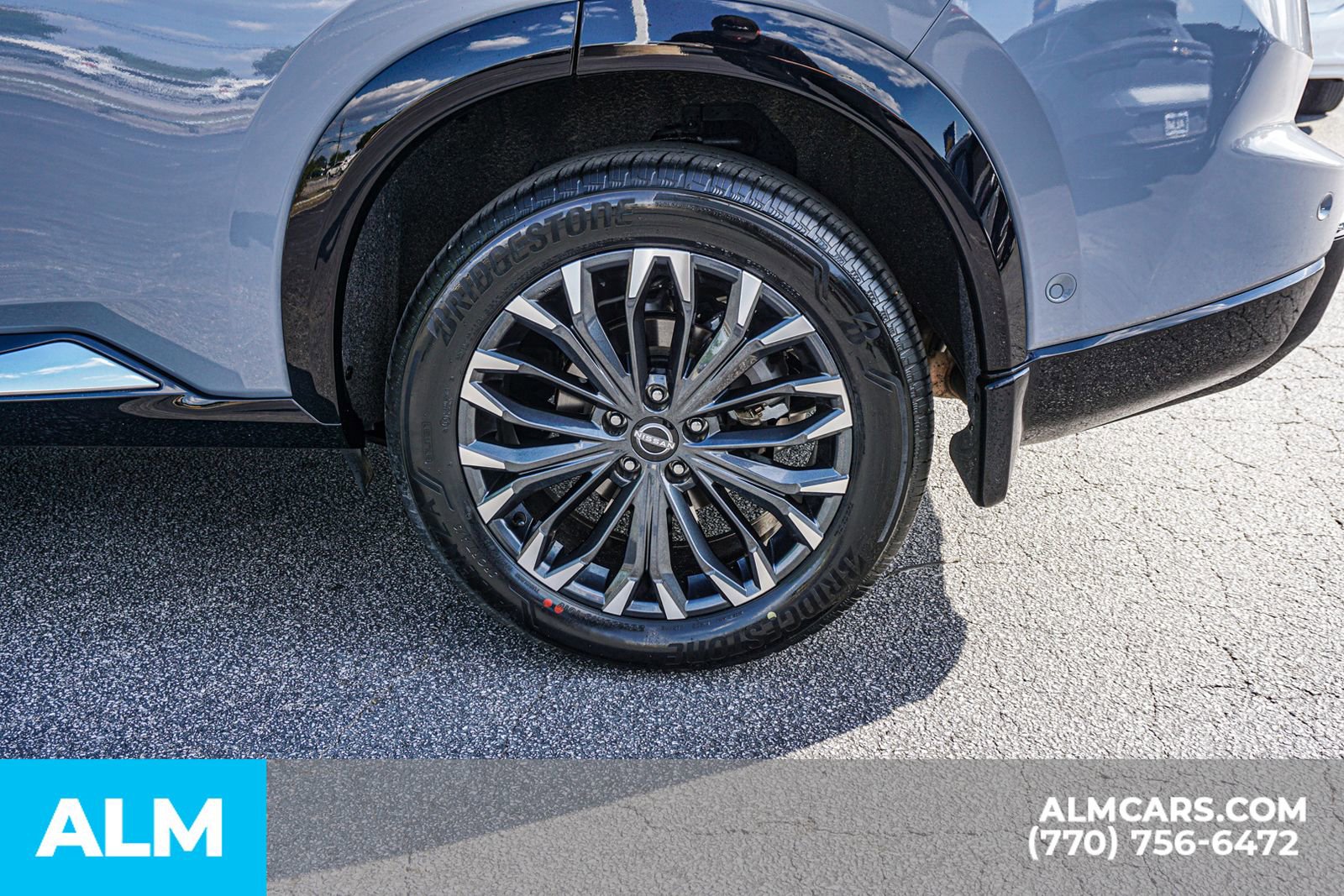 Used 2025 Nissan Rogue Platinum FWD image 16