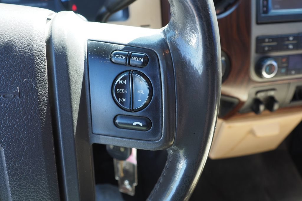 Used 2011 Ford F350 Lariat w/ Lariat Ultimate Pkg AWD/4WD image 23