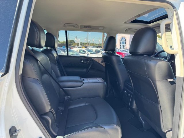 Used 2022 Nissan Armada SL w/ Captain's Chairs Package AWD/4WD image 13