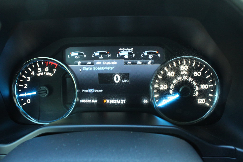 Used 2015 Ford F150 Lariat w/ Equipment Group 502A Luxury AWD/4WD image 10