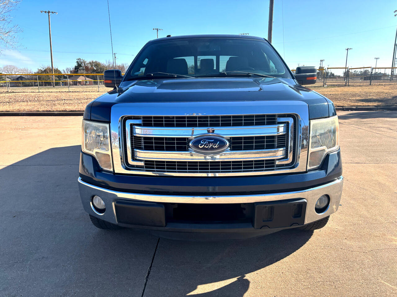 Used 2013 Ford F150 XLT w/ Luxury Equipment Group image 4