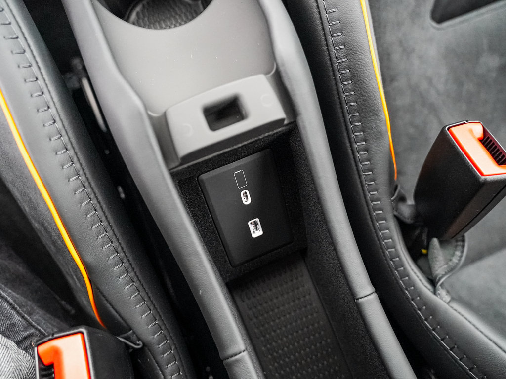 New 2026 McLaren Artura Spider RWD image 26