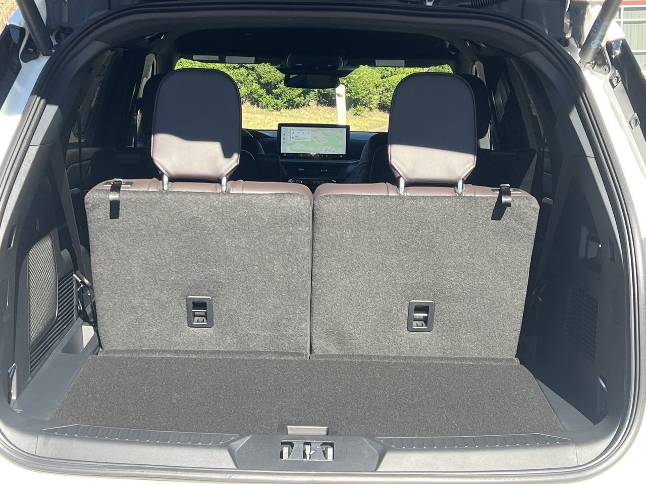 New 2026 Ford Explorer Platinum image 22