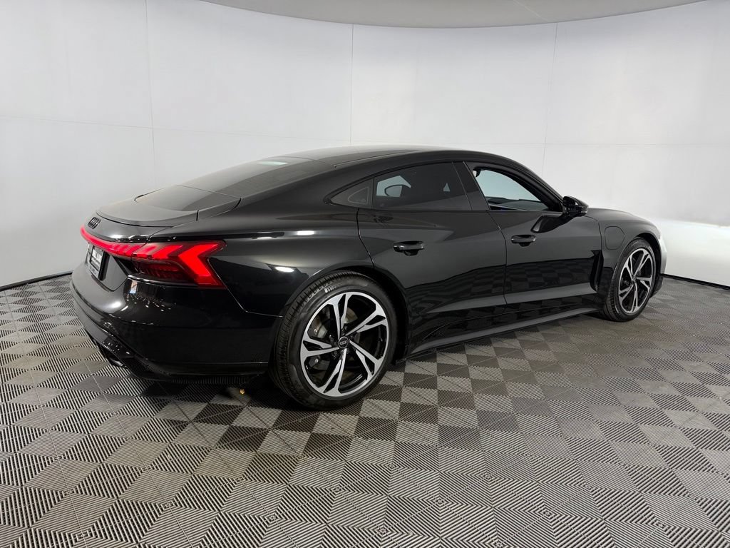 Used 2023 Audi e-tron GT Premium Plus w/ Performance Package AWD/4WD image 8