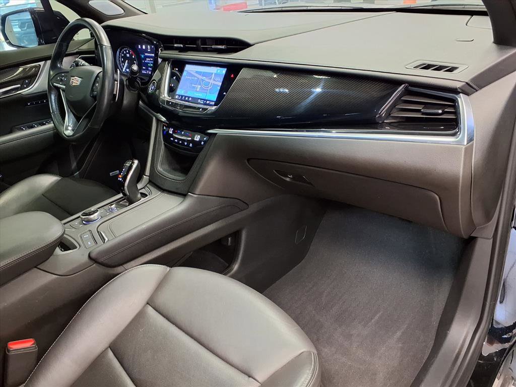 Certified 2024 Cadillac XT6 Sport w/ Technology Package image 9