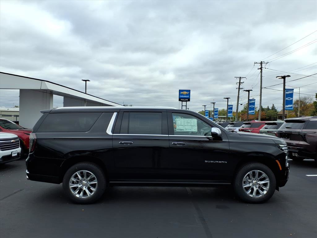 New 2026 Chevrolet Suburban Premier video 2