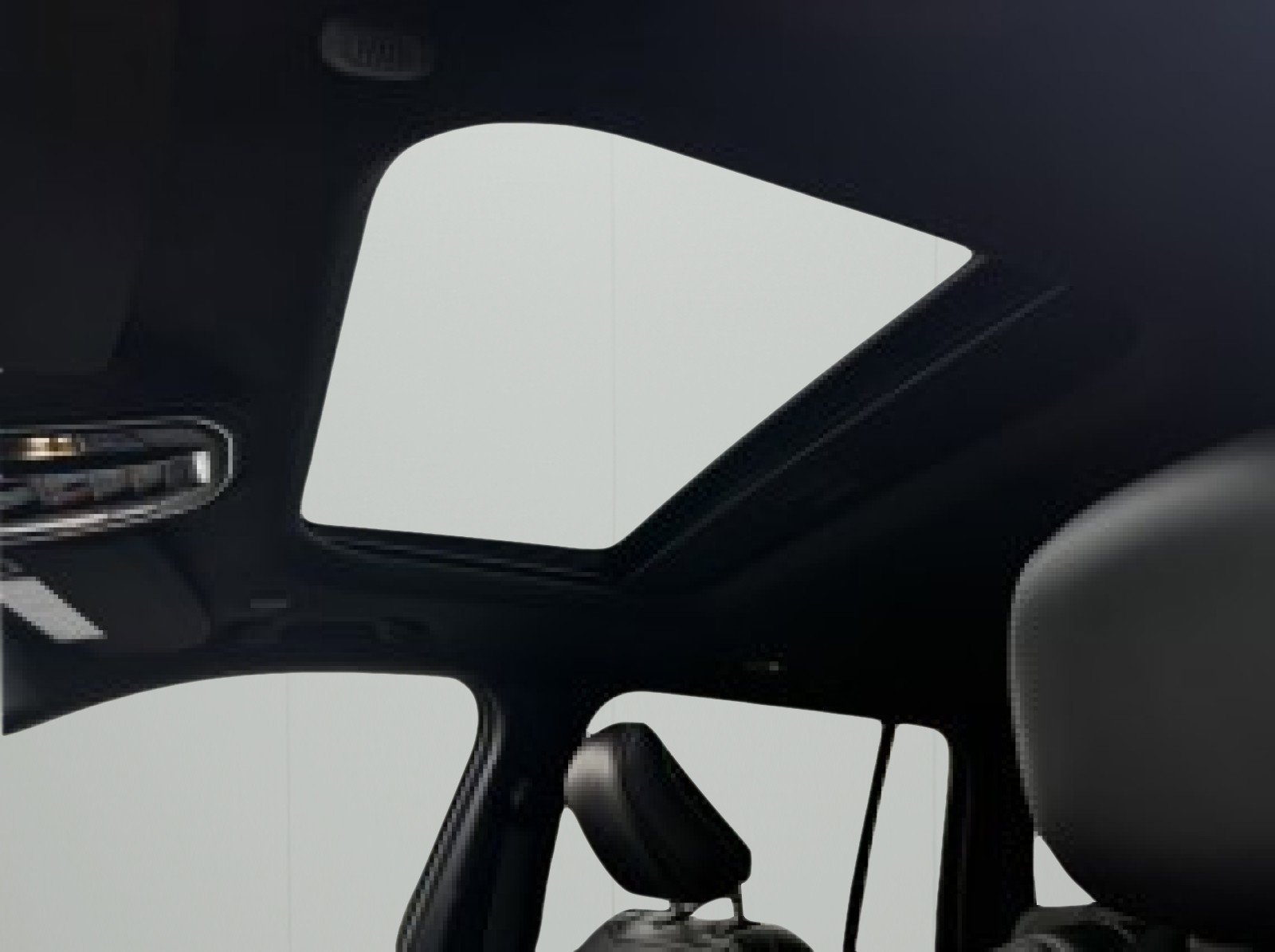 Used 2022 Jeep Grand Cherokee Altitude image 5
