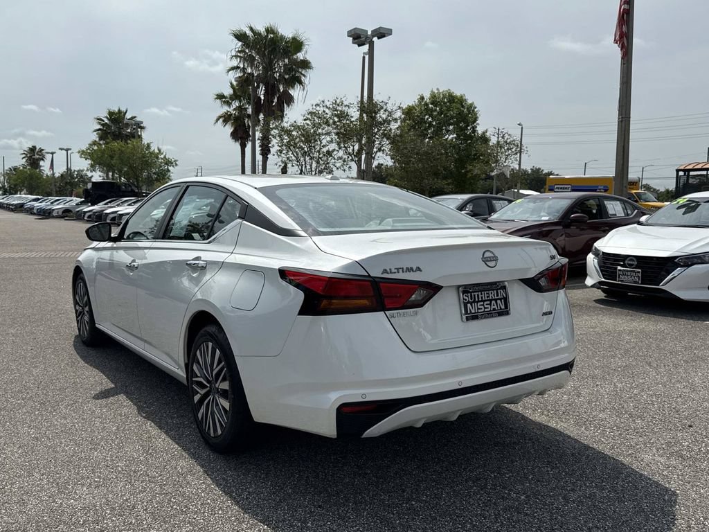 Certified 2024 Nissan Altima 2.5 SV AWD/4WD image 6