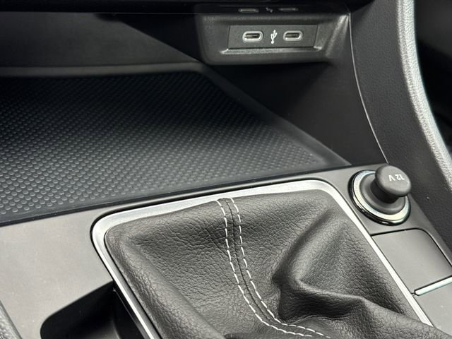 Certified 2025 Volkswagen Jetta S image 39