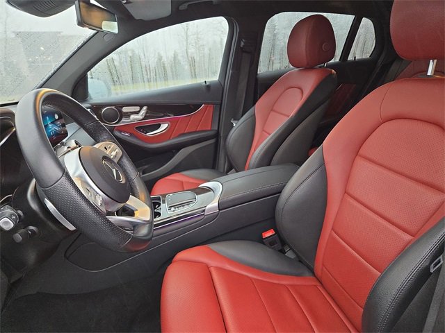 Used 2022 Mercedes-Benz GLC 300 4MATIC Coupe image 25