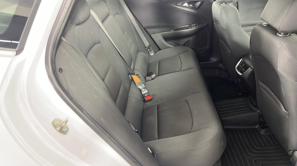 Used 2022 Chevrolet Malibu LT FWD image 20