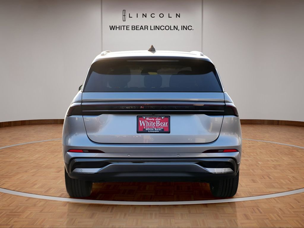 Used 2025 Lincoln Nautilus Reserve w/ Jet Appearance Package AWD/4WD image 6