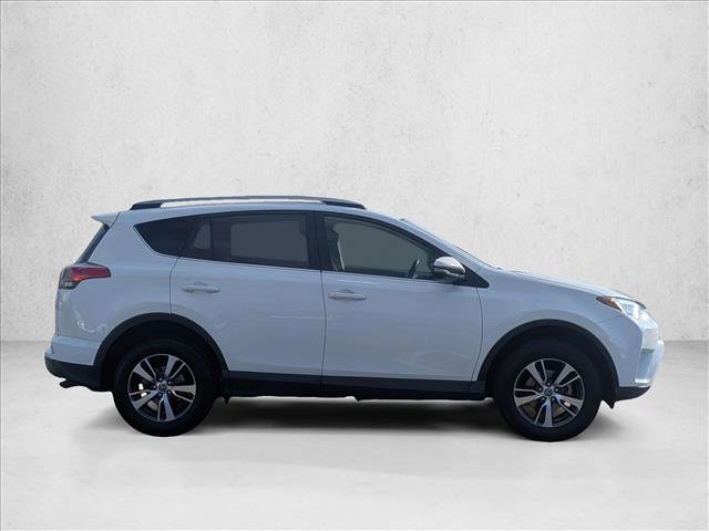 Used 2018 Toyota RAV4 XLE video 3