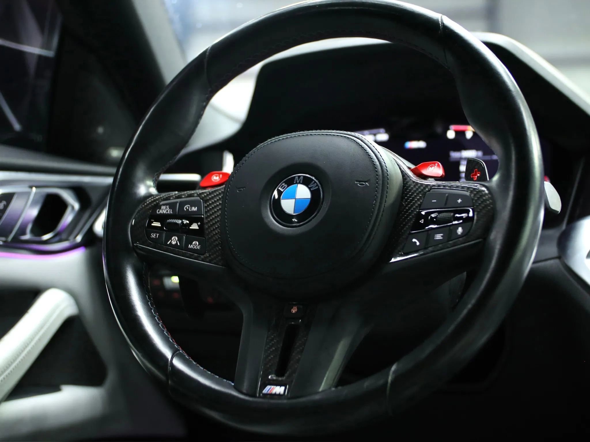 Used 2021 BMW M4 Competition w/ M Carbon Exterior Package image 32