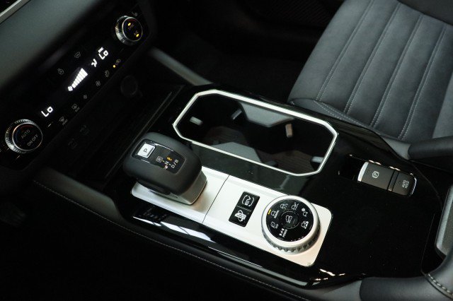 New 2026 Mitsubishi Outlander SE AWD/4WD image 14