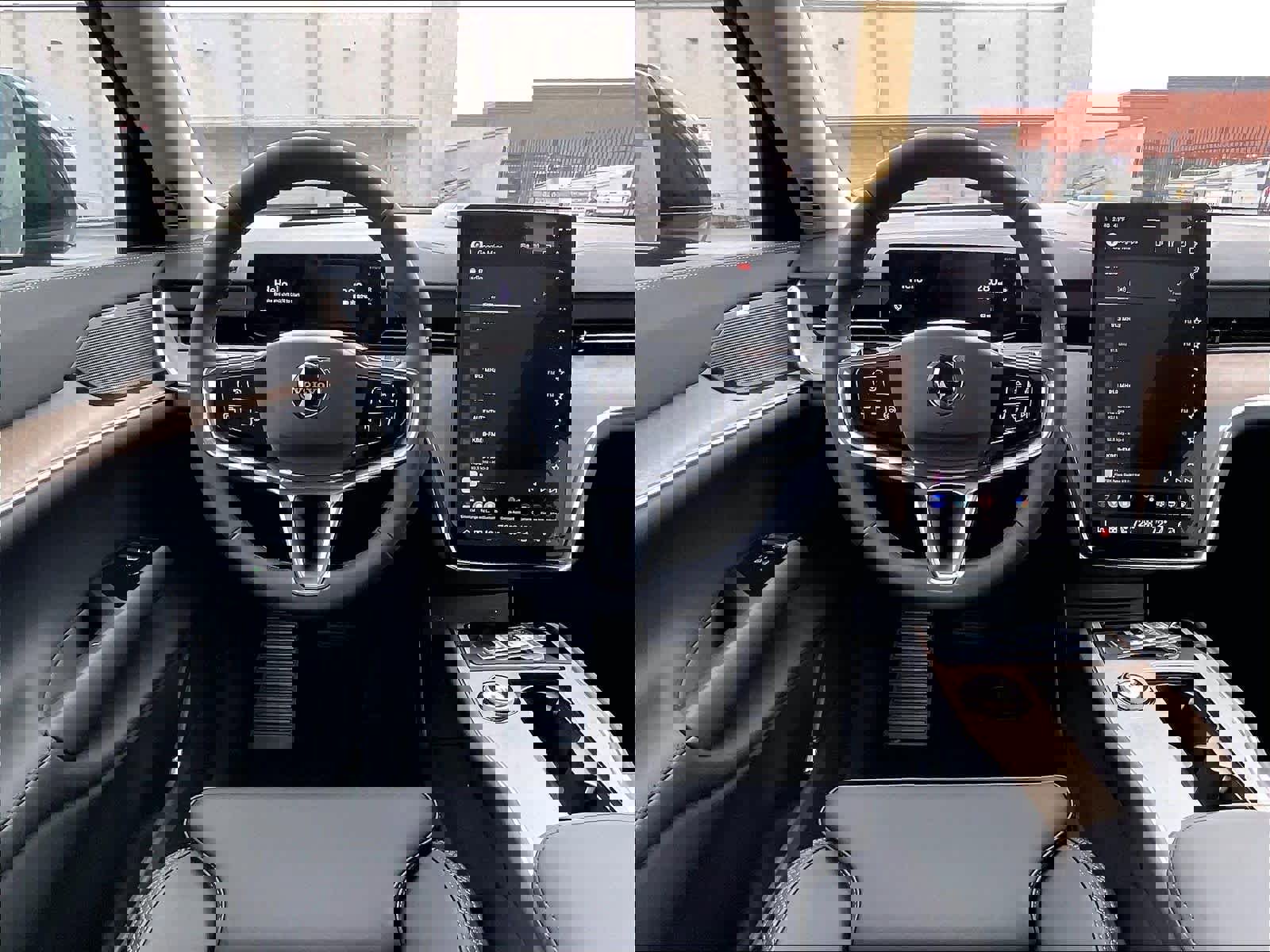 New 2025 Volvo EX90 Plus w/ Protection Package Premier image 15