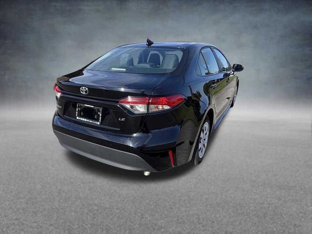 Used 2023 Toyota Corolla LE FWD image 5