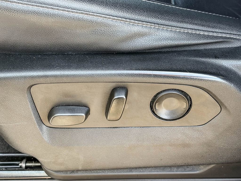 Used 2021 Chevrolet Tahoe Z71 image 45