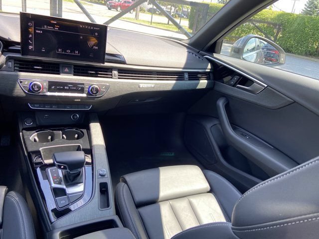 Used 2023 Audi A4 2.0T Premium w/ Convenience Package AWD/4WD image 16