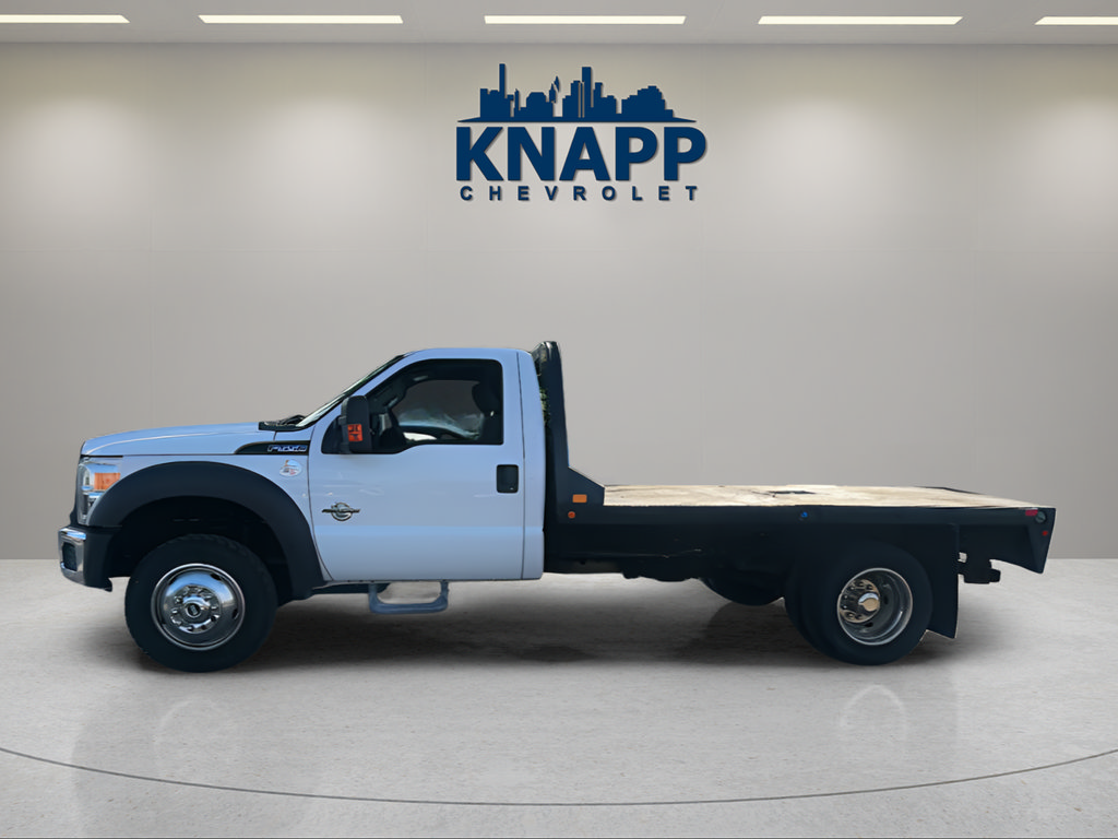 Used 2016 Ford F550 4x4 Regular Cab Super Duty image 2