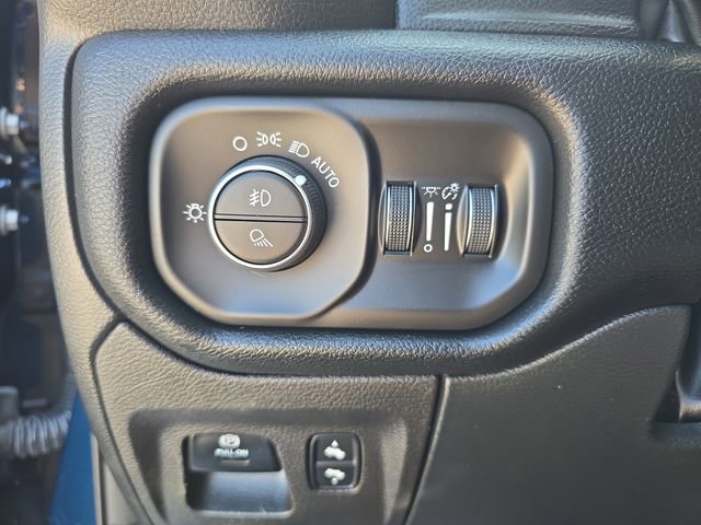 Used 2022 RAM 1500 Laramie w/ Sport Appearance Package image 23