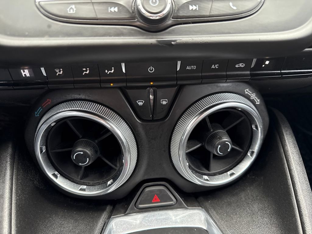 Used 2018 Chevrolet Camaro LT image 43