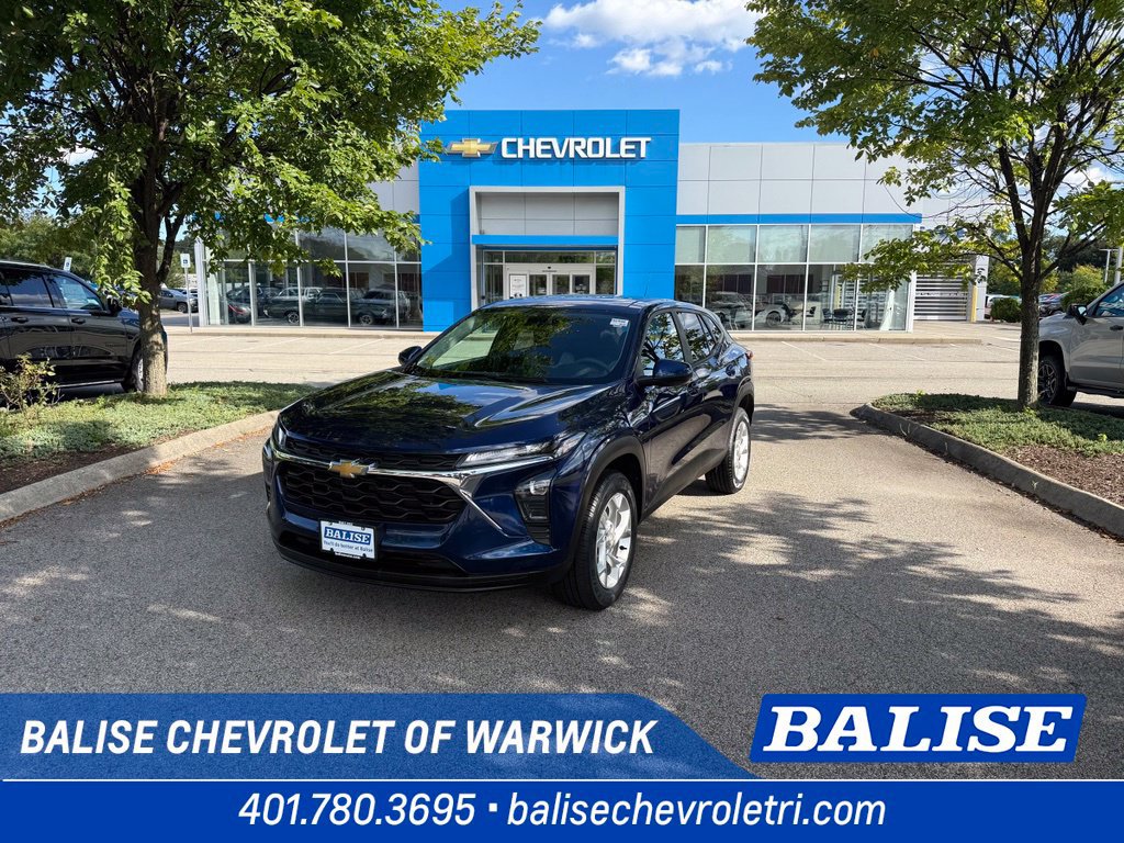 Used 2024 Chevrolet Trax LS w/ LS Convenience Package