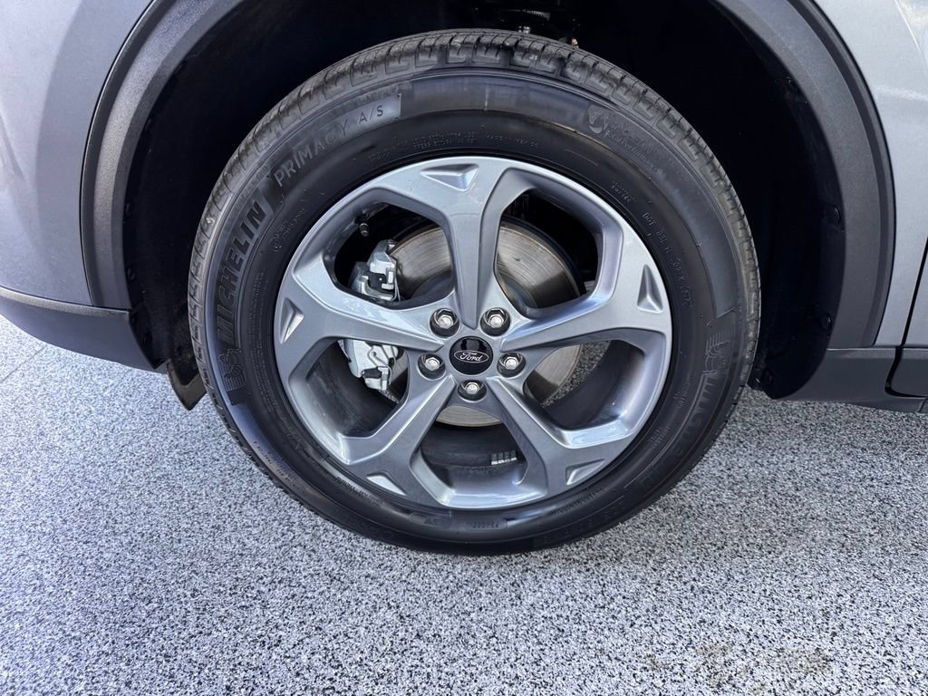 Used 2026 Ford Escape ST-Line AWD/4WD image 12