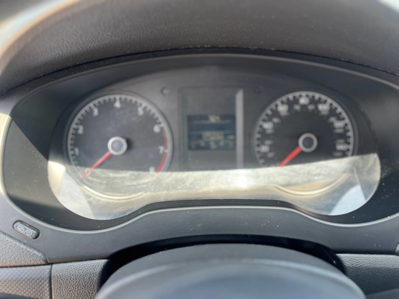 Used 2013 Volkswagen Jetta SE image 25