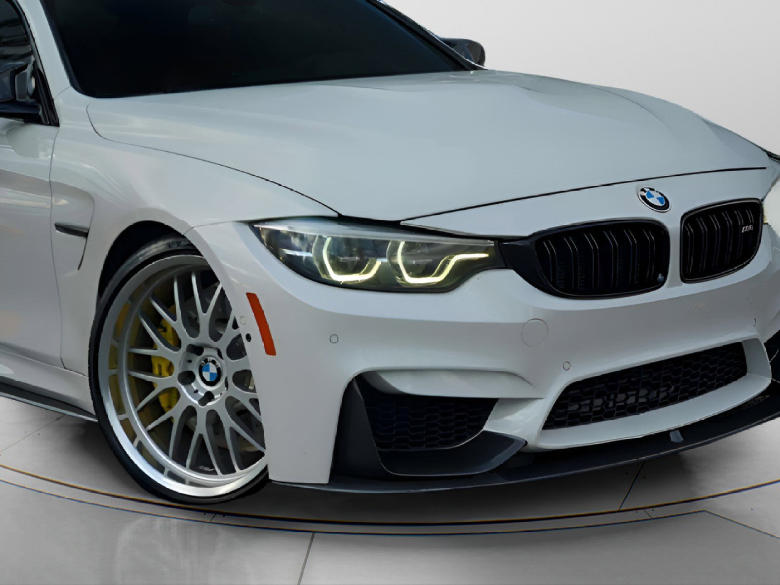 Used 2018 BMW M4 Coupe w/ Competition Package image 18