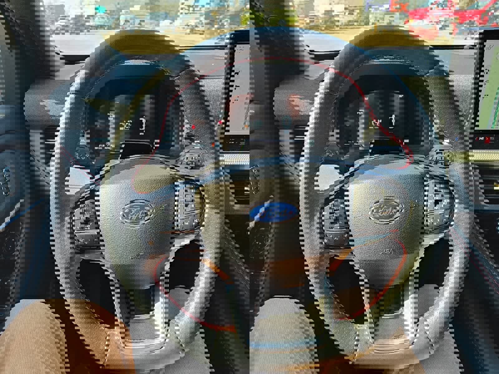 Used 2025 Ford Explorer ST-Line image 13