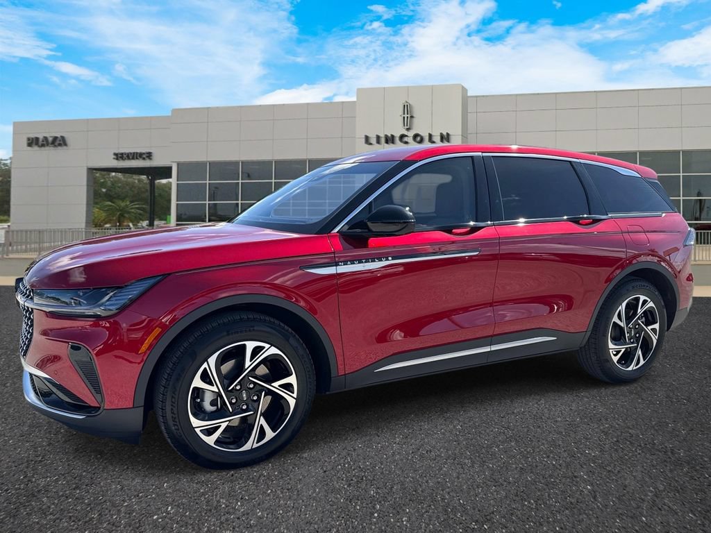 Certified 2026 Lincoln Nautilus Premier AWD/4WD image 7