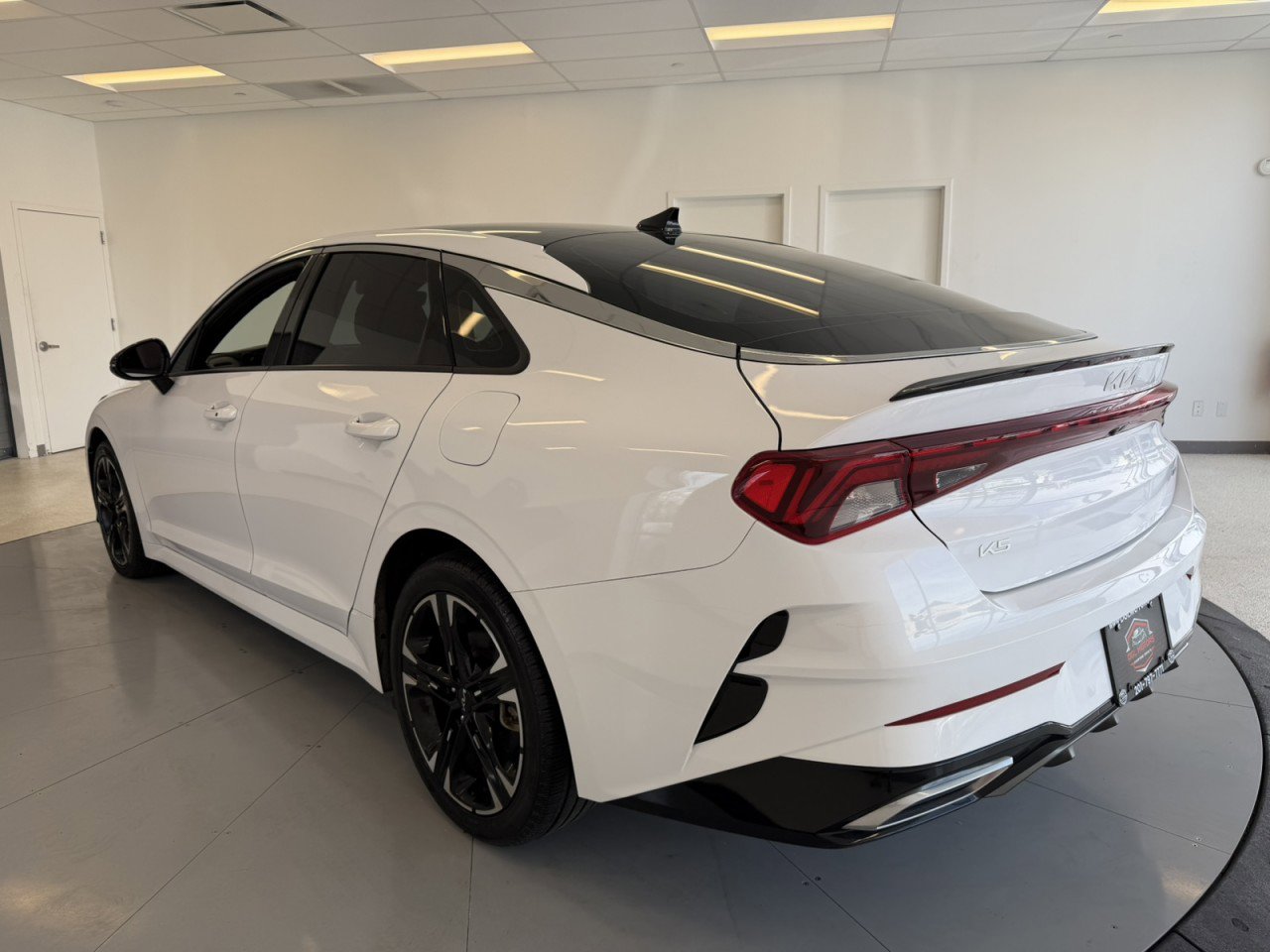 Used 2023 Kia K5 GT-Line image 5