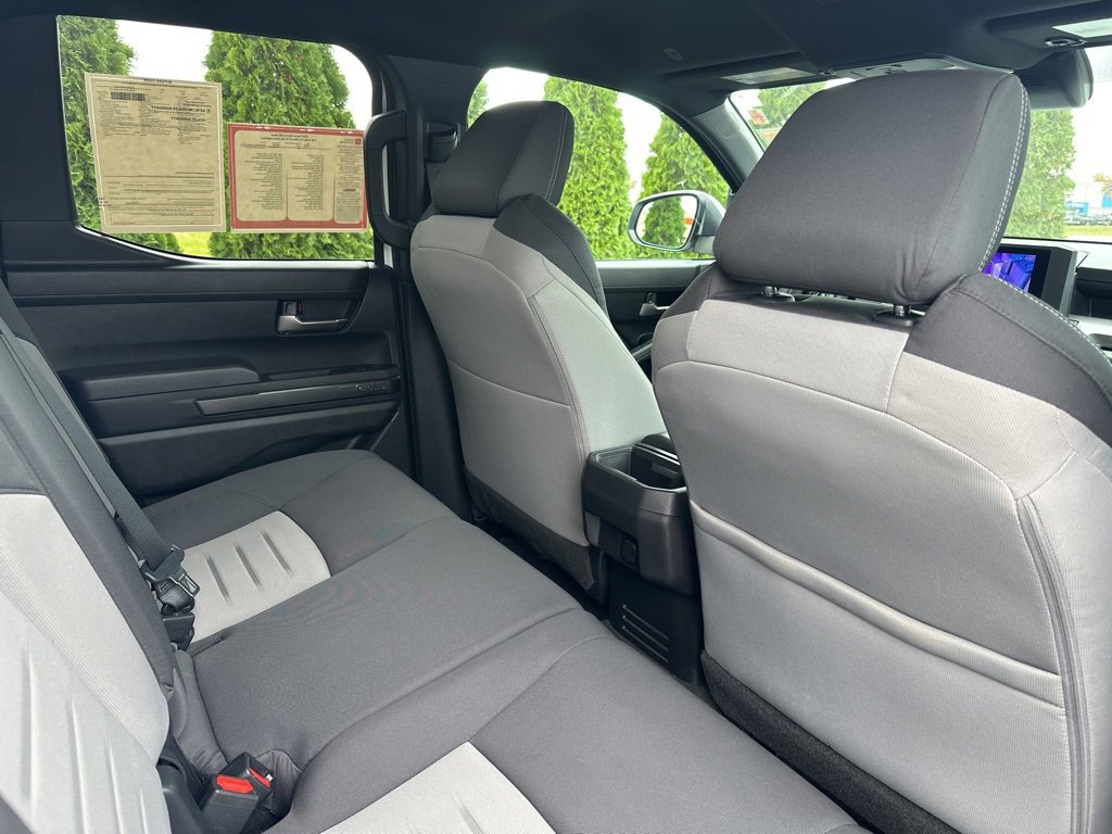 Used 2024 Toyota Tacoma TRD Sport image 32