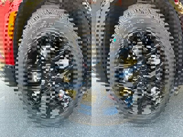 Certified 2024 Chevrolet Traverse RS AWD/4WD image 32