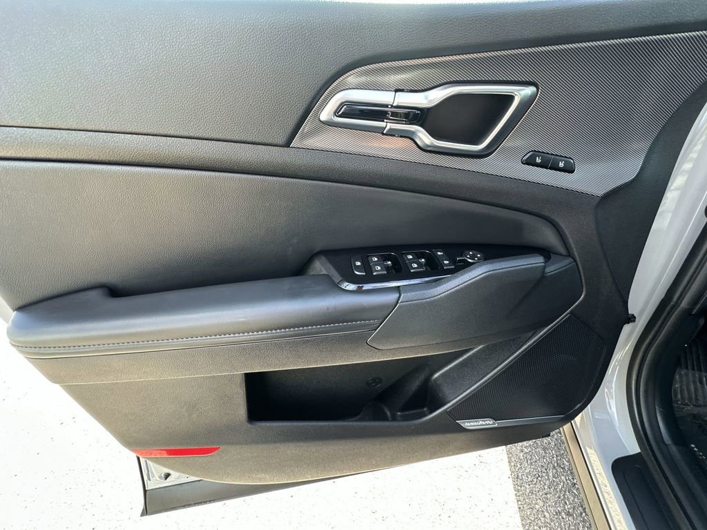 Used 2023 Kia Sportage SX image 21